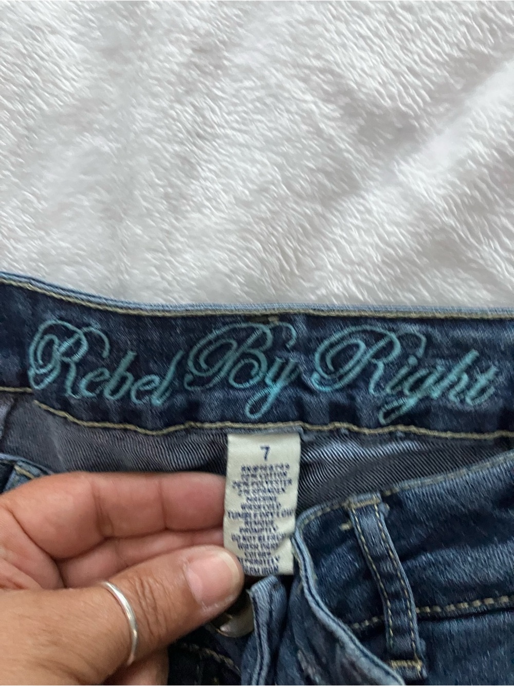 Denim capris - Picture 3 of 3